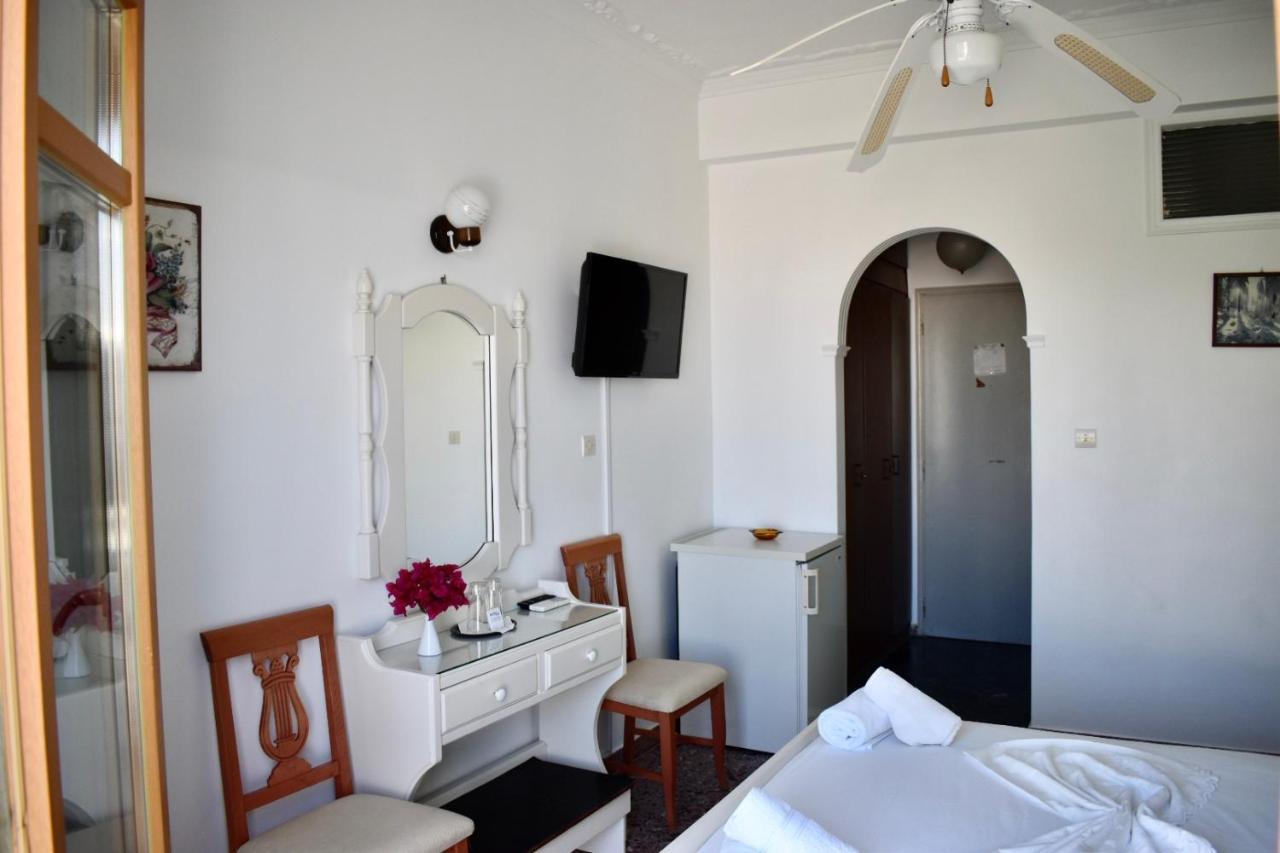 Minoa Hotel ناوسا المظهر الخارجي الصورة