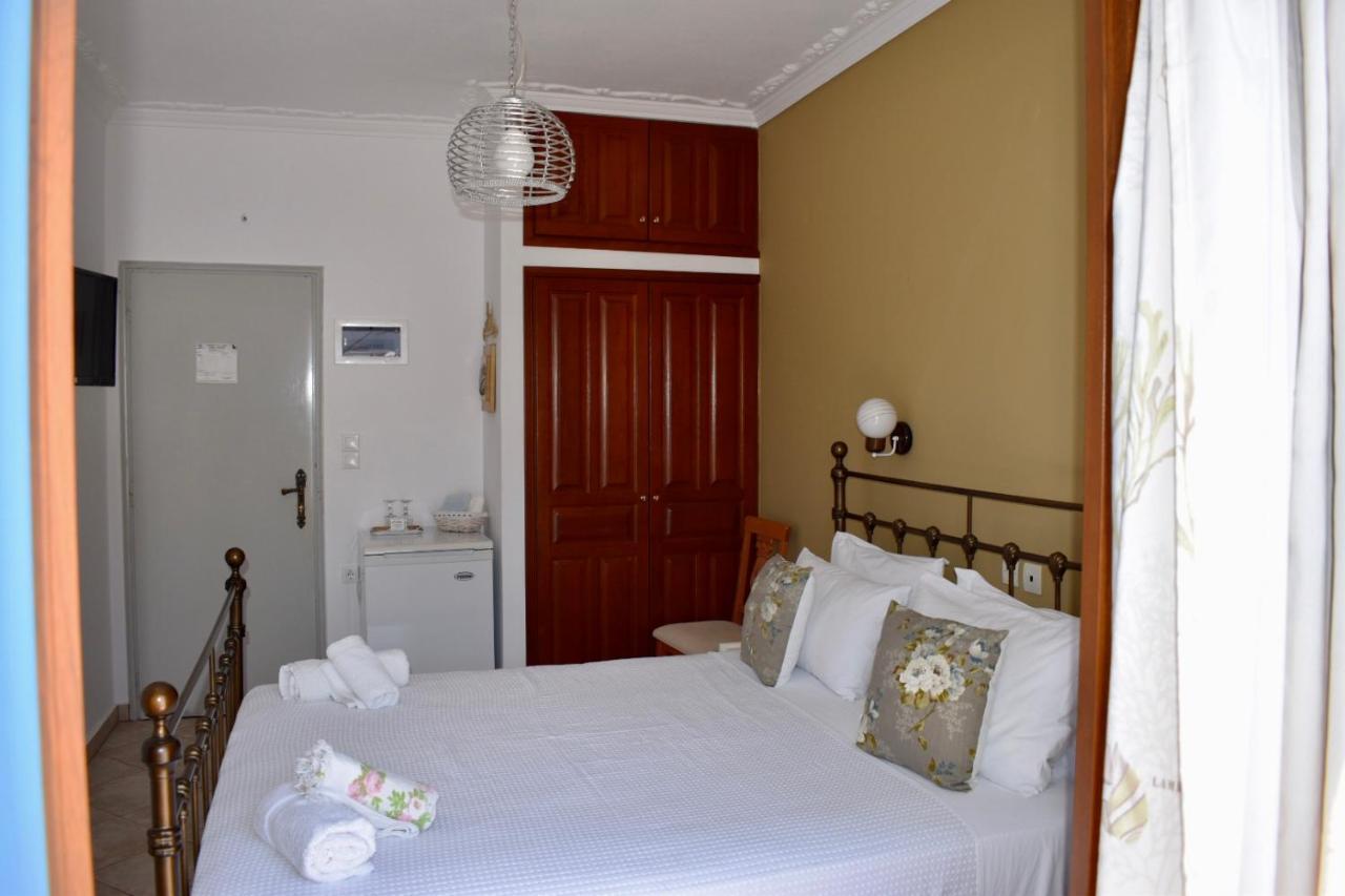 Minoa Hotel ناوسا المظهر الخارجي الصورة