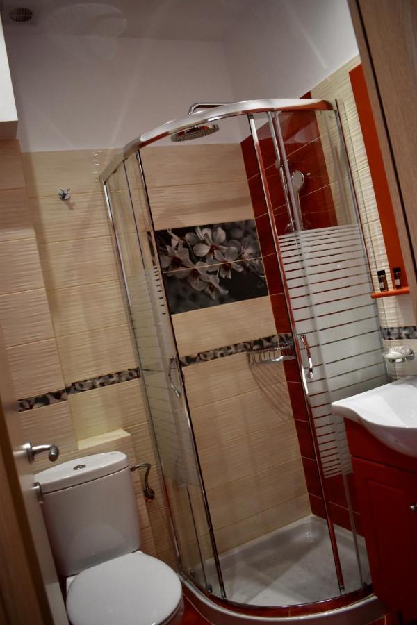 Minoa Hotel ناوسا المظهر الخارجي الصورة