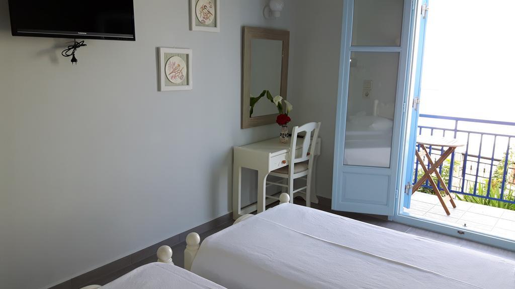 Minoa Hotel ناوسا المظهر الخارجي الصورة